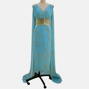 Game of thrones costume/cosplay: Daenerys Targaryen size Large.